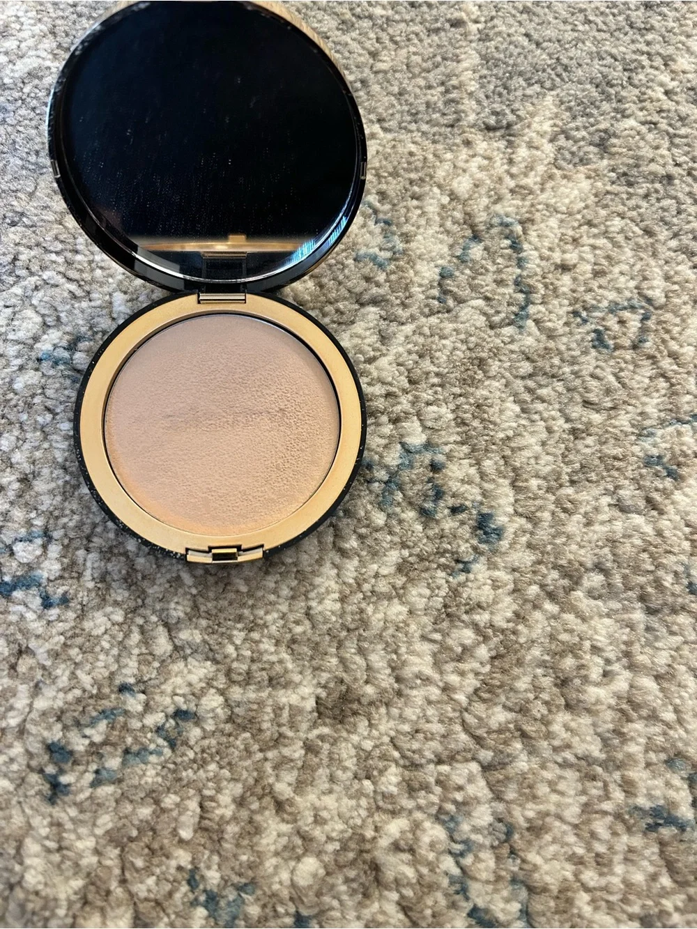 Lightly Used Sisley Paris Phyto-Poudre Compacte 2 Natural